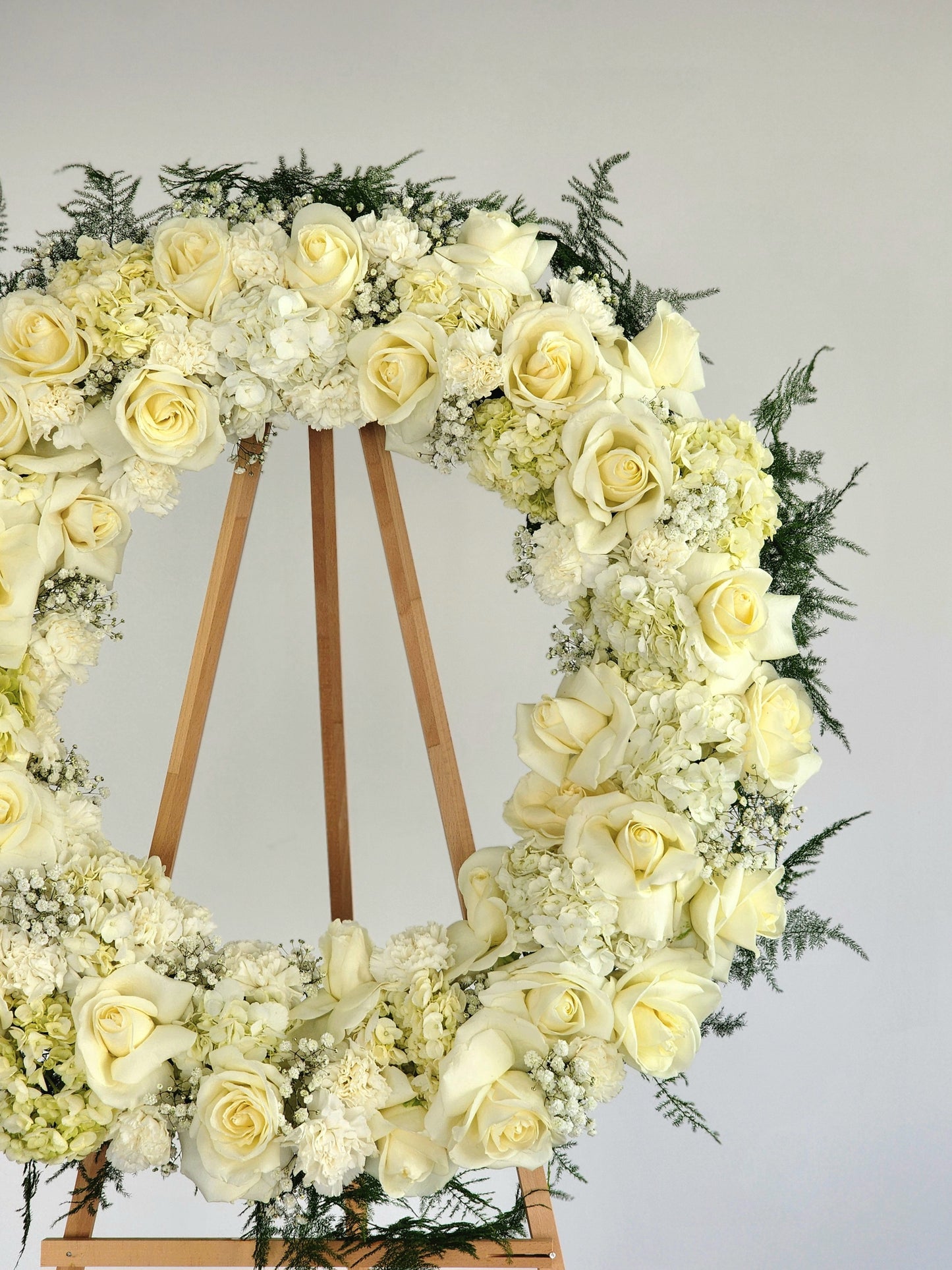 White Sympathy Standing Wreath